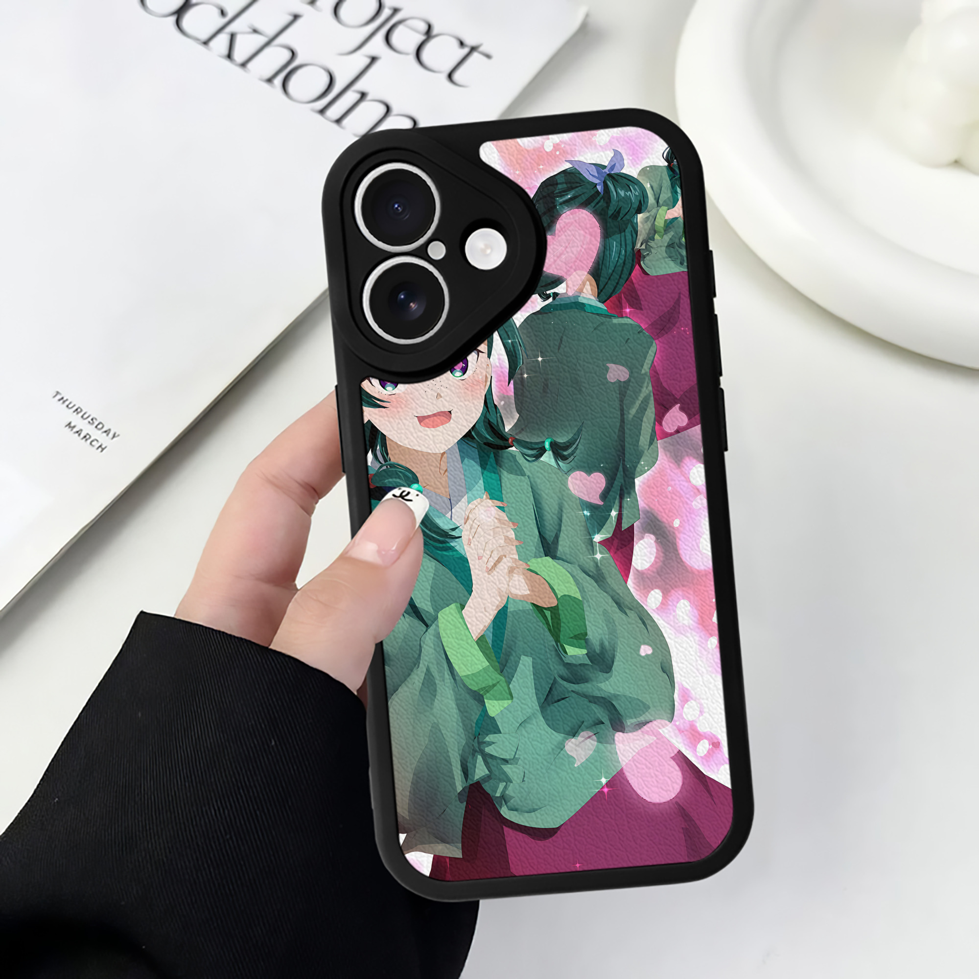 （画像用） 薬屋のひとりごと The Apothecary Diaries 【iPhone 16シリーズ対応】シリコンスマホケース（レザー調） 材質：シリコン